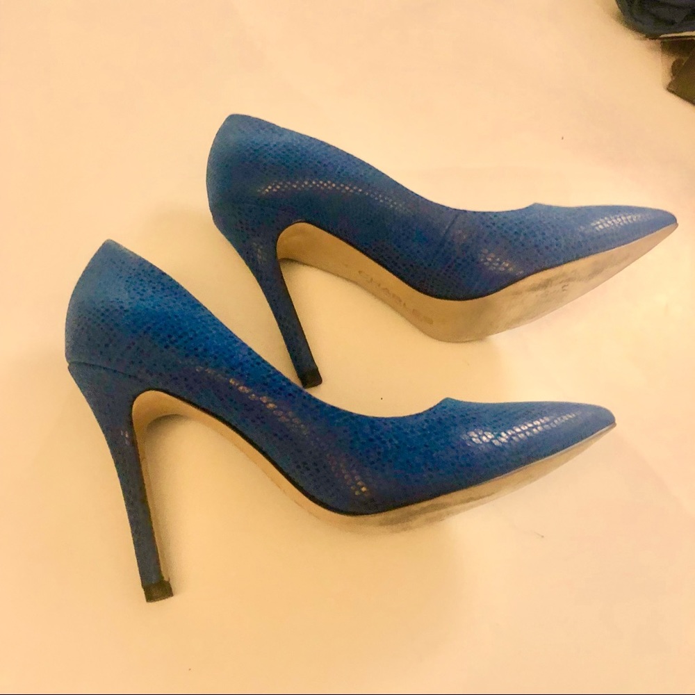 Charles by Charles David Blue Pointed Heels Pumps